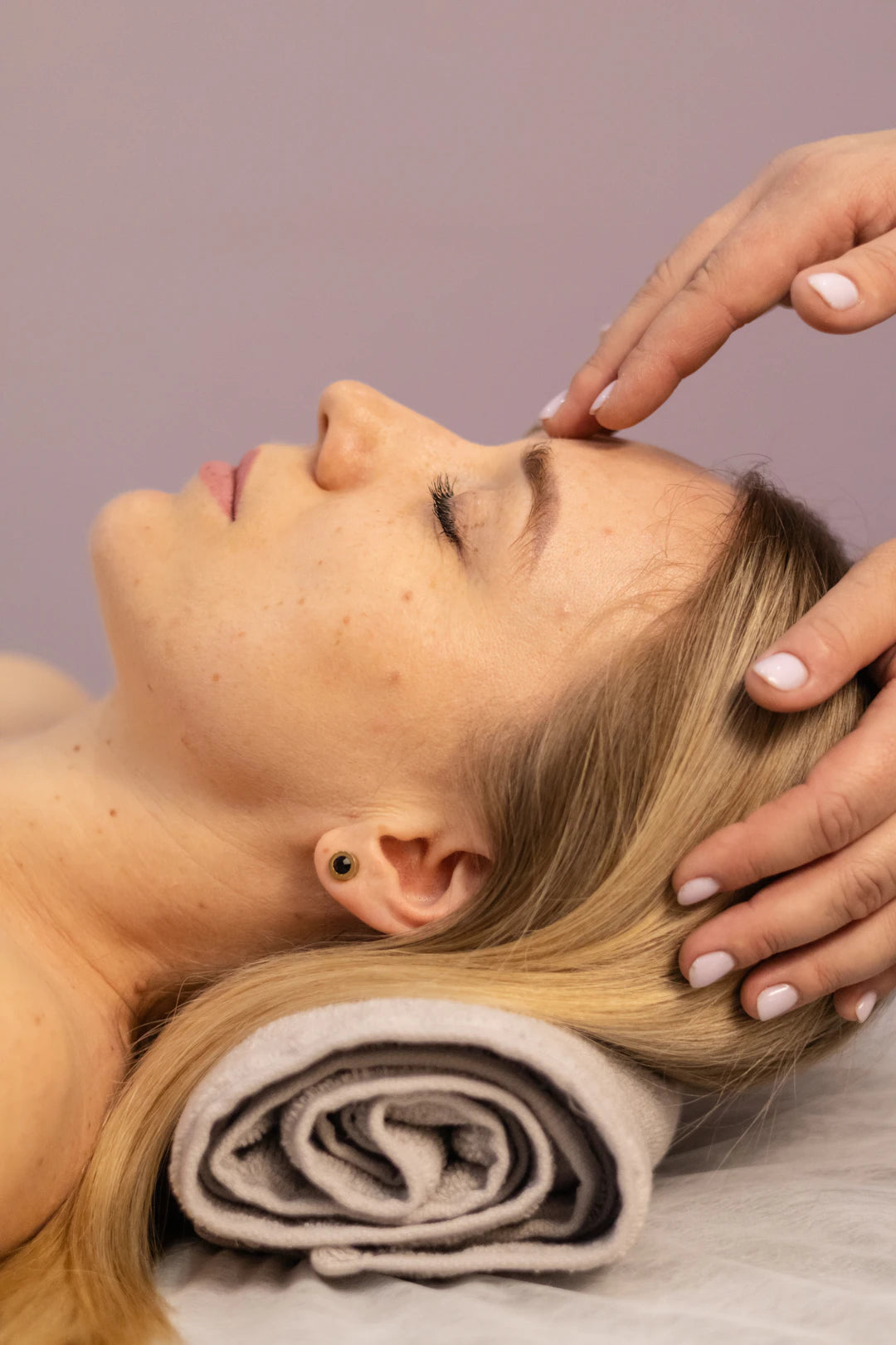 The Power of Facial Massages for Youthful Skin